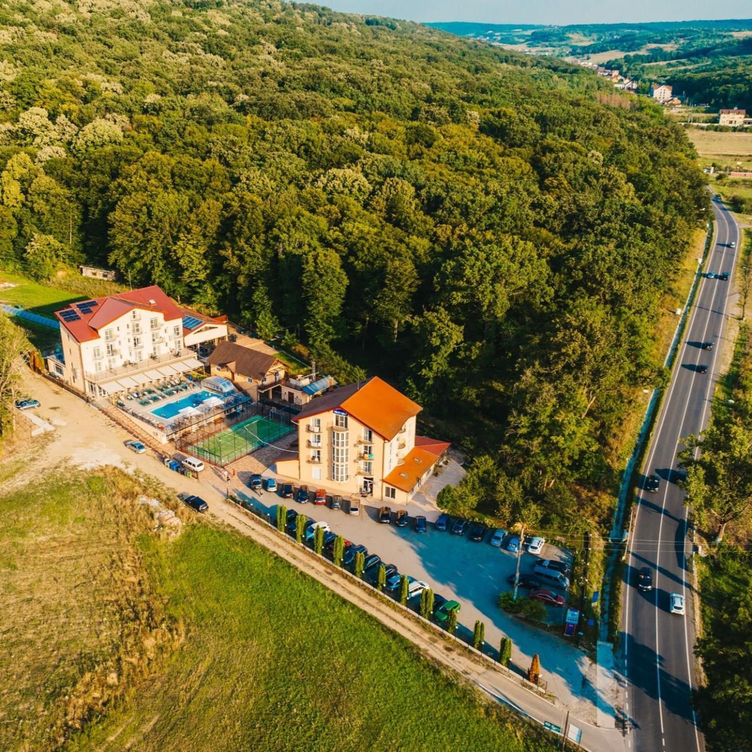 فندق Metropol Băile Felix المظهر الخارجي الصورة