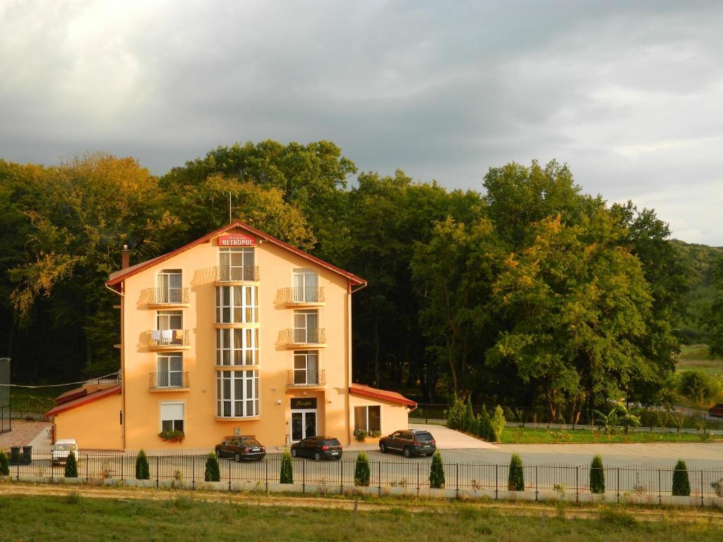 فندق Metropol Băile Felix المظهر الخارجي الصورة